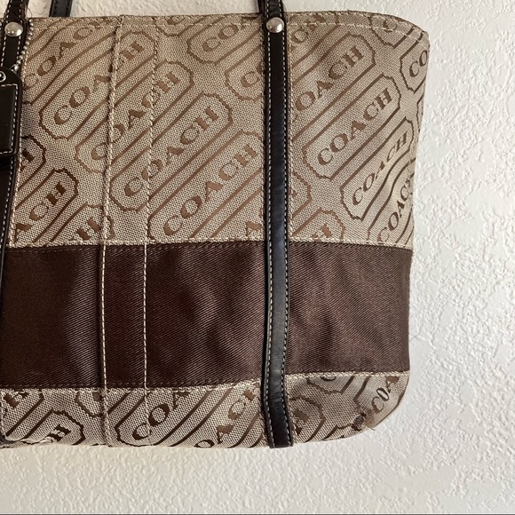 COACH Lozenge Tote Shoulder Bag Medium with Zipper Closure - Picture 3 of 16